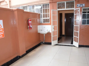 Chomba Hotel