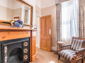 Ashton Gate Guest House