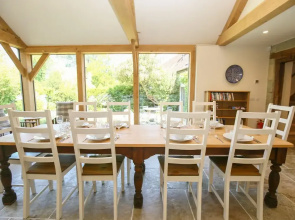 Kings Cottage - South, Salisbury