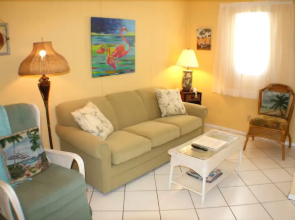 Palm Cottage #5512 1 Bedroom 1 Bathroom Home