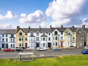 Dunluce Park - Portrush by the Sea