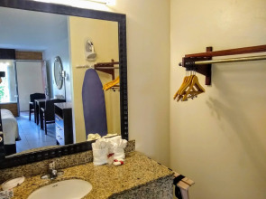 Red Carpet Inn Airport and Cruise Port Hotel Fort Lauderdale