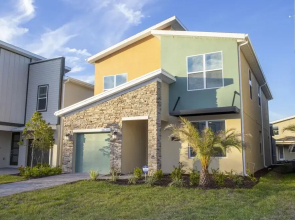 Gorgeous 5 Bd Home Close to Disney Storey Lake Resort 2734