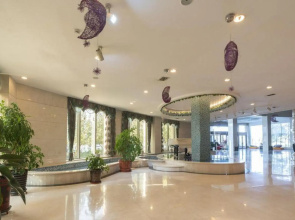Qitai yunchuang Garden Hotel