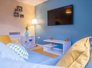 Inviting 2-bed Apartment in Wolverhampton