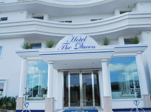 Hotel The Queen
