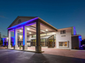 Days Inn by Wyndham Sandusky / Cedar Point