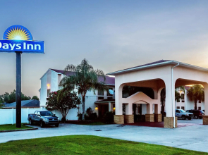 Days Inn by Wyndham Houma LA