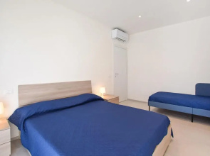 Stunning Apartment in Lido di Camaiore With Wifi and 2 Bedrooms