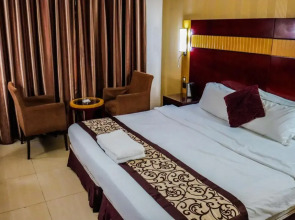 Palette Phoenix Hotel