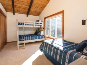 Pacific House by Avantstay Bright Airy Home w/ Direct Access to Cannon Beach