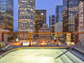 Hilton Checkers Los Angeles