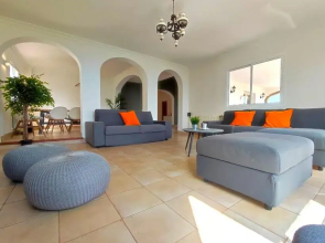 Amazing 4 bedroom Villa with private Pool and Garden