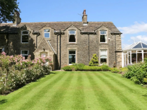 Manor House