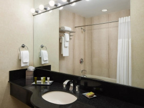 M Social New York Downtown (Formerly Millennium Downtown New York )