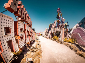 Travelodge Center Strip