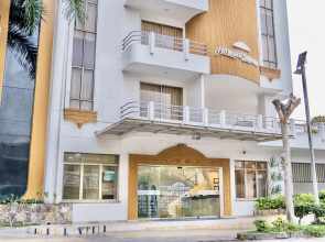Howard Johnson Hotel Versalles Barranquilla