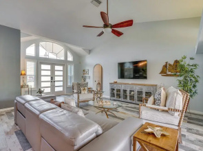 Gorgeous Punta Gorda Home w/ Lanai & Private Pool!