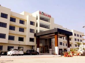 Gloria Inn