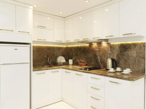 Kleopatra Suit Hotel