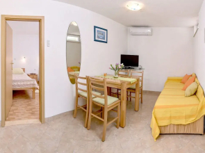 Beach Resort Apartments Bucina