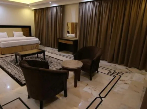Marsa Al Hamra Hotel Apartments