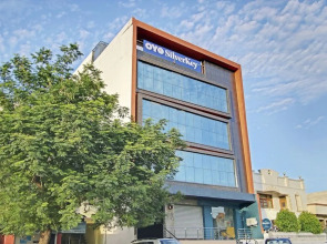 SilverKey Executive Stays 44787 Raja Park 1