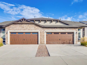 8 Mi to Usafa! Townhome w/ Game Room & Backyard