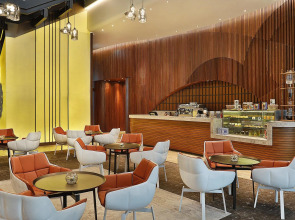 Отель Double Tree by Hilton Dubai Business Bay