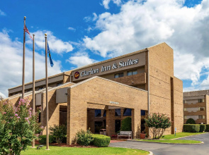 Tulsa Square Hotel Central, I-44 By OYO