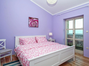 Nice Home in Malinska With Wifi and 5 Bedrooms