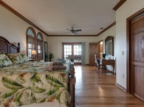 Plantation House On Palma Sola Bay Private Pool And Boat Dock 7 Bedroom Home by Redawning
