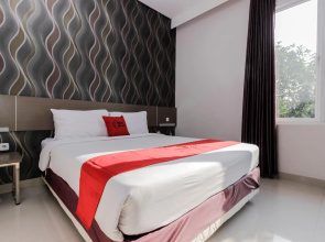 RedDoorz near Goa Sunyaragi