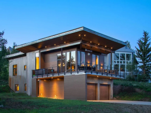 Custom Mt. Crested Butte Home; Walk to the Lifts!