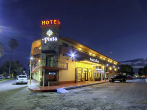 Hotel Desert Inn