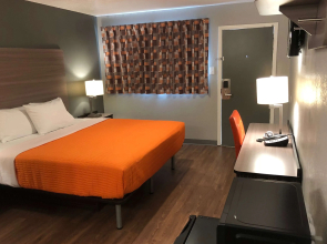 Super 8 by Wyndham Sonora