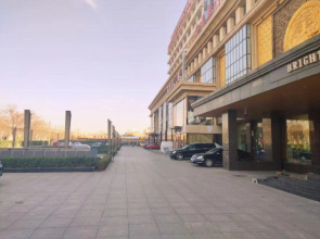 Yihai Pearl Hotel Tianjin
