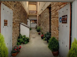 Albergue San Lázaro - Hostel