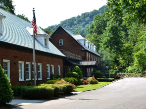 Historic Tapoco Lodge Resort