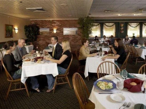 Fernwood Hotel And Resort