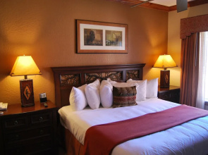 White Pines 1-BD at Westgate - Encore