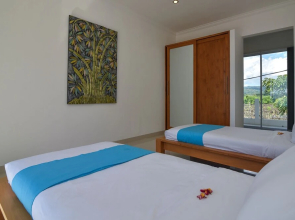 Villa Lovina Beach 2