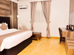 Jukky Hotel