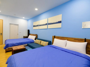 Summer Sea Hostel