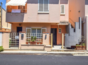 Beautiful Apartment in Marina di Caronia With 1 Bedrooms