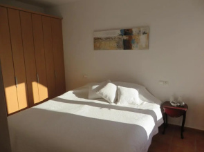 *Casa Anna L'Atzubia