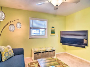 Coral Shores Waterfront Oasis w/ Private Dock!
