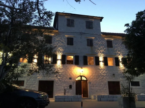 Villa Mariner