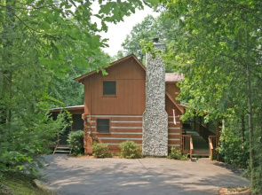 The Loons Nest Formerly C.o.24 by Heritage Cabin Rentals