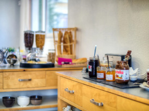 Zenitude Hotel-Residences Les Terrasses du Lac